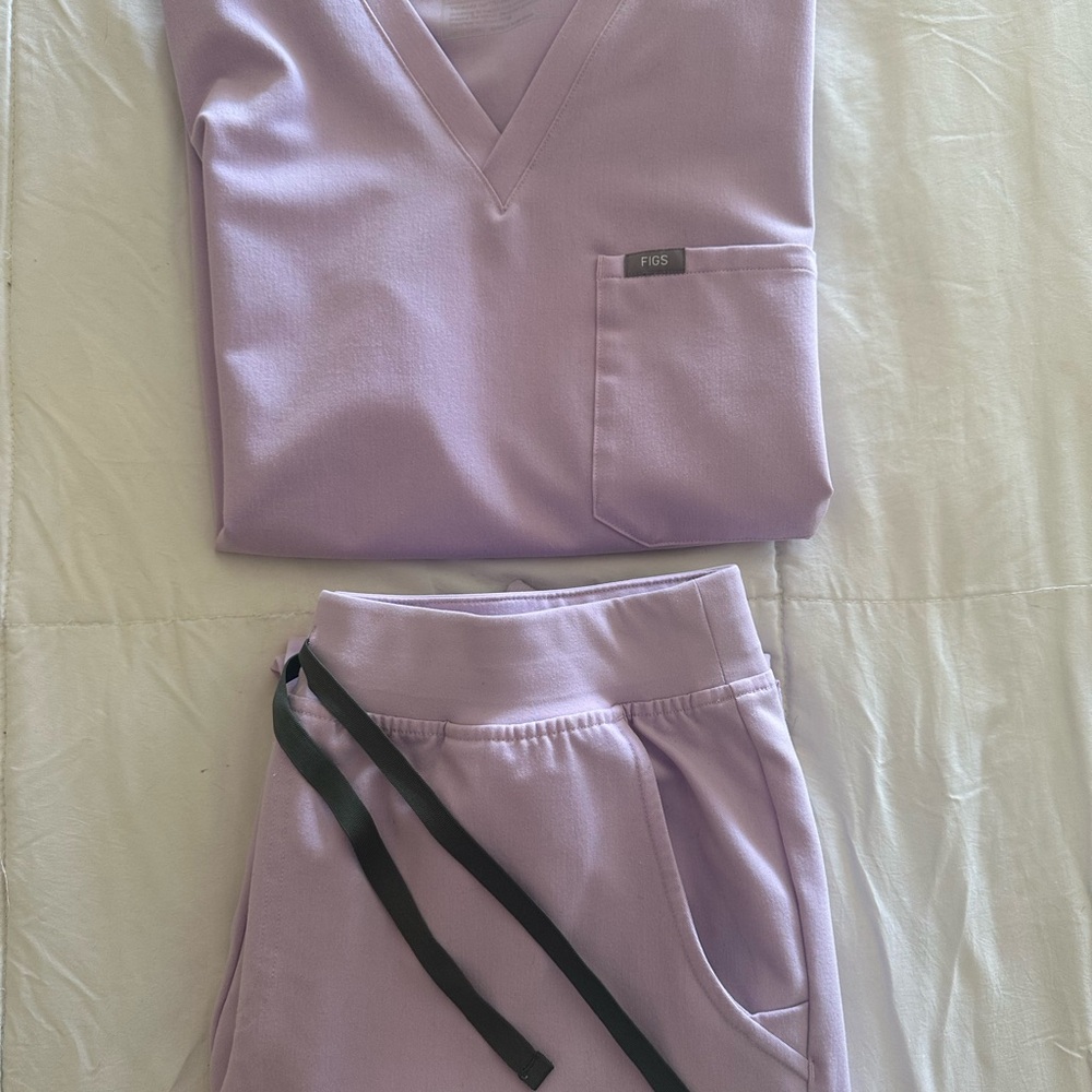 Figs Lilac Technical Collection Scrub Set